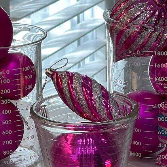 11 Memorable Large Pink Nostalgic Tree Ornaments-NEW - Picture 13 of 15